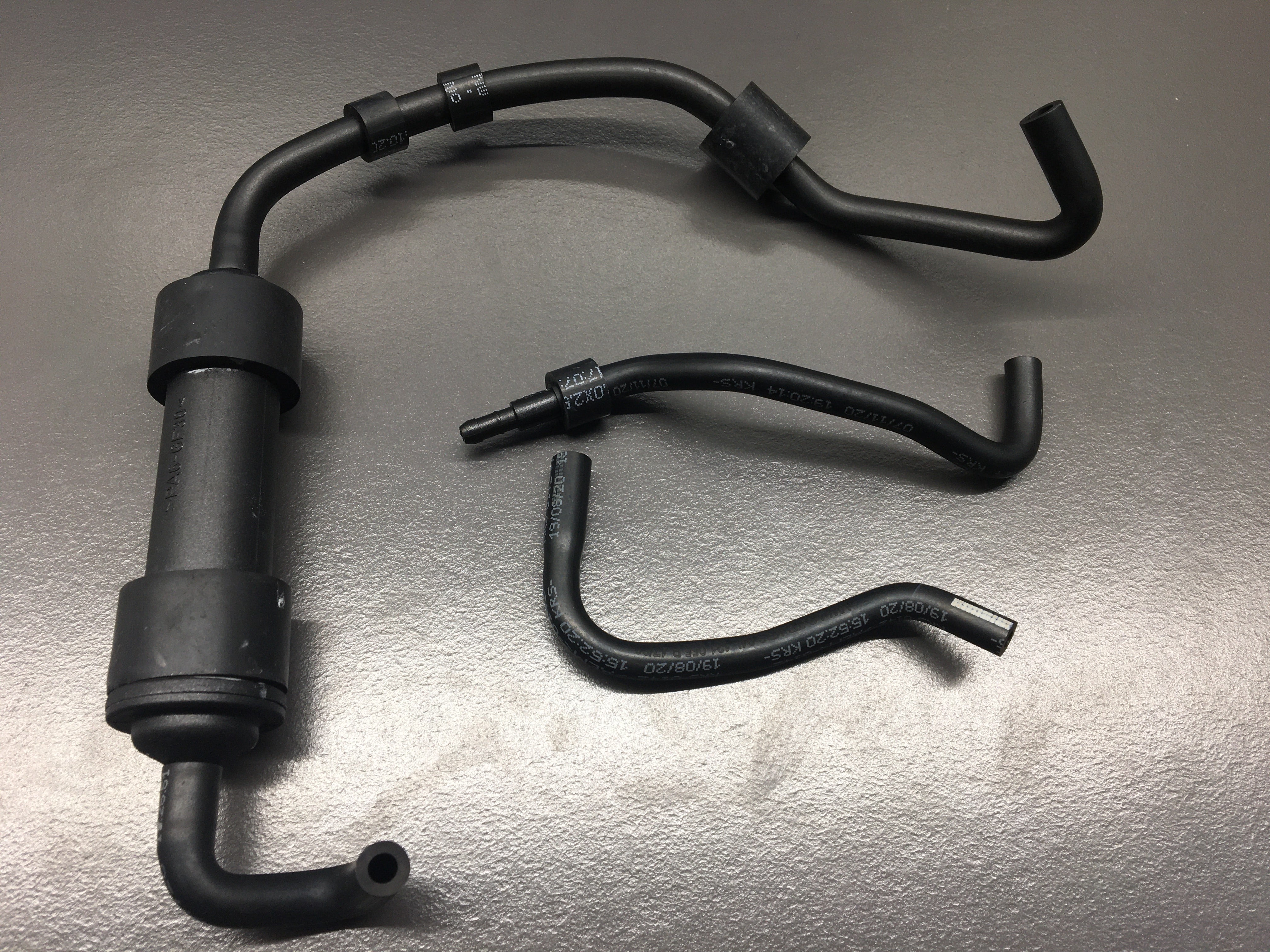 Unterdruckschlauch 1,6 - 2,0 TDI im Bereich Luftfiltergehäuse 04L131055B