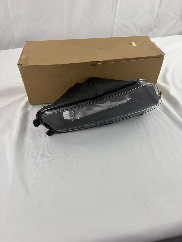 VW Sharan 2011-2018 Halogen-Nebelscheinwerfer 7N0941700