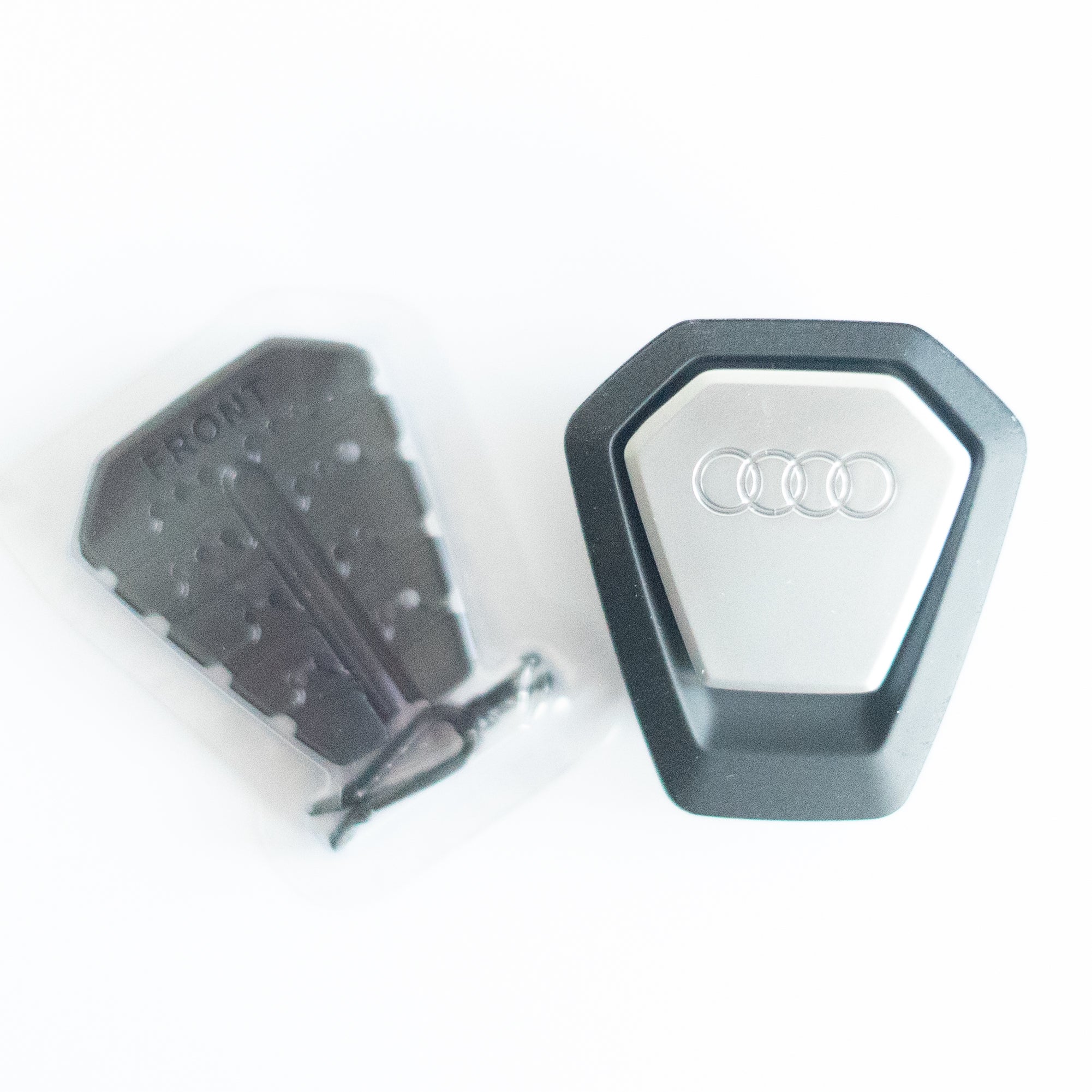 Audi Duftspender Singleframe schwarz Lufterfrischer Duftbaum