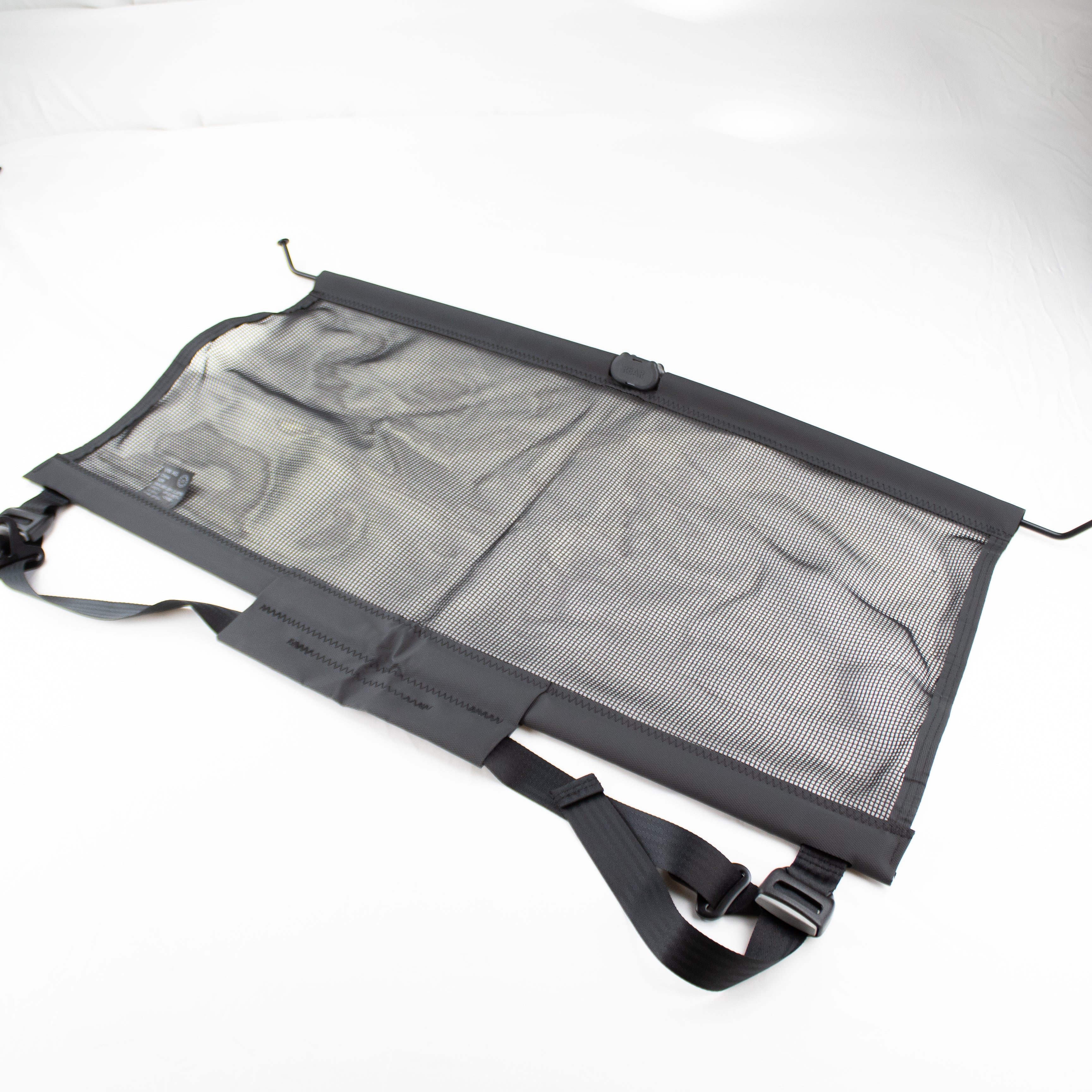 Original Volkswagen Netztrennwand | 5NA861691E6P6