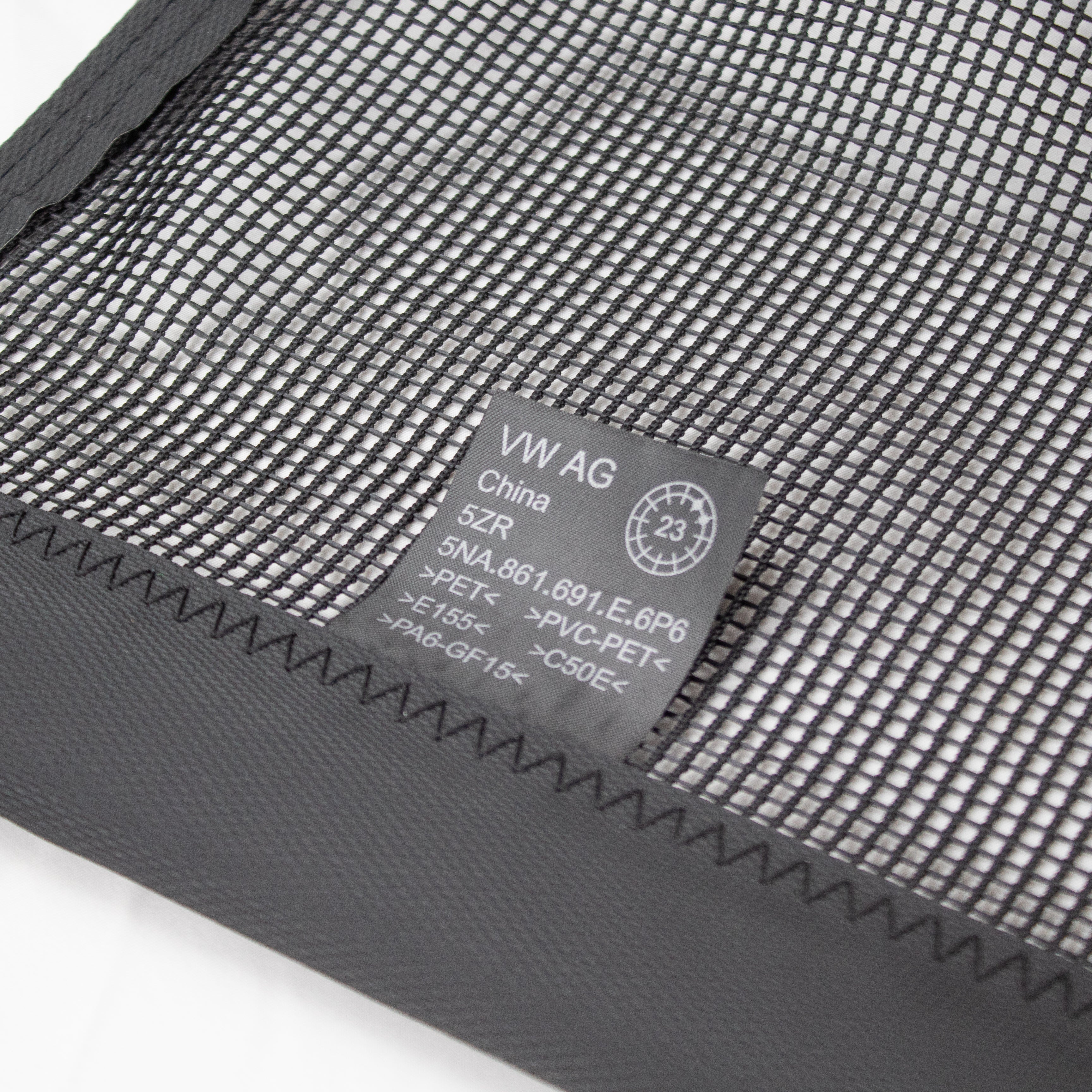 Original Volkswagen Netztrennwand | 5NA861691E6P6