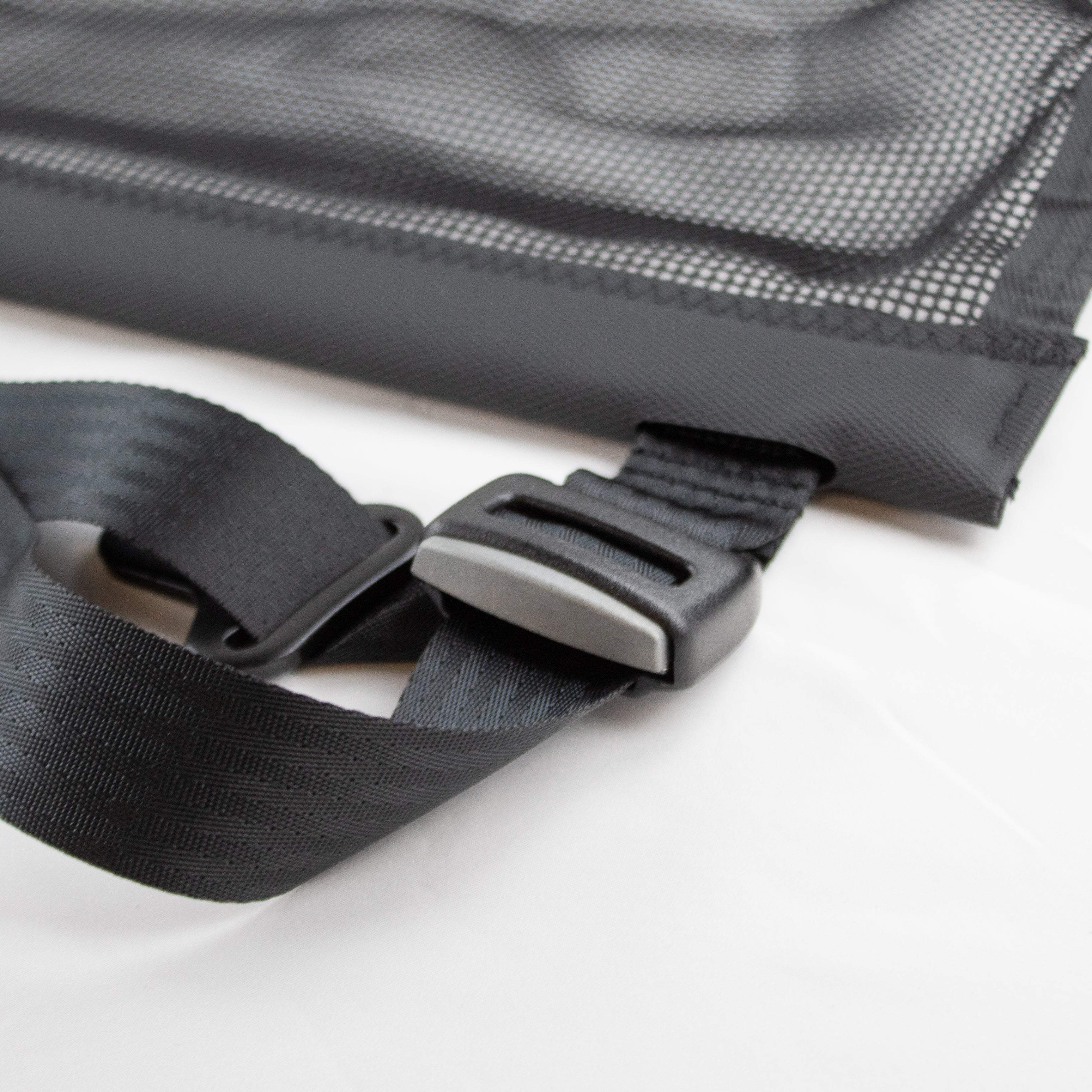 Original Volkswagen Netztrennwand | 5NA861691E6P6