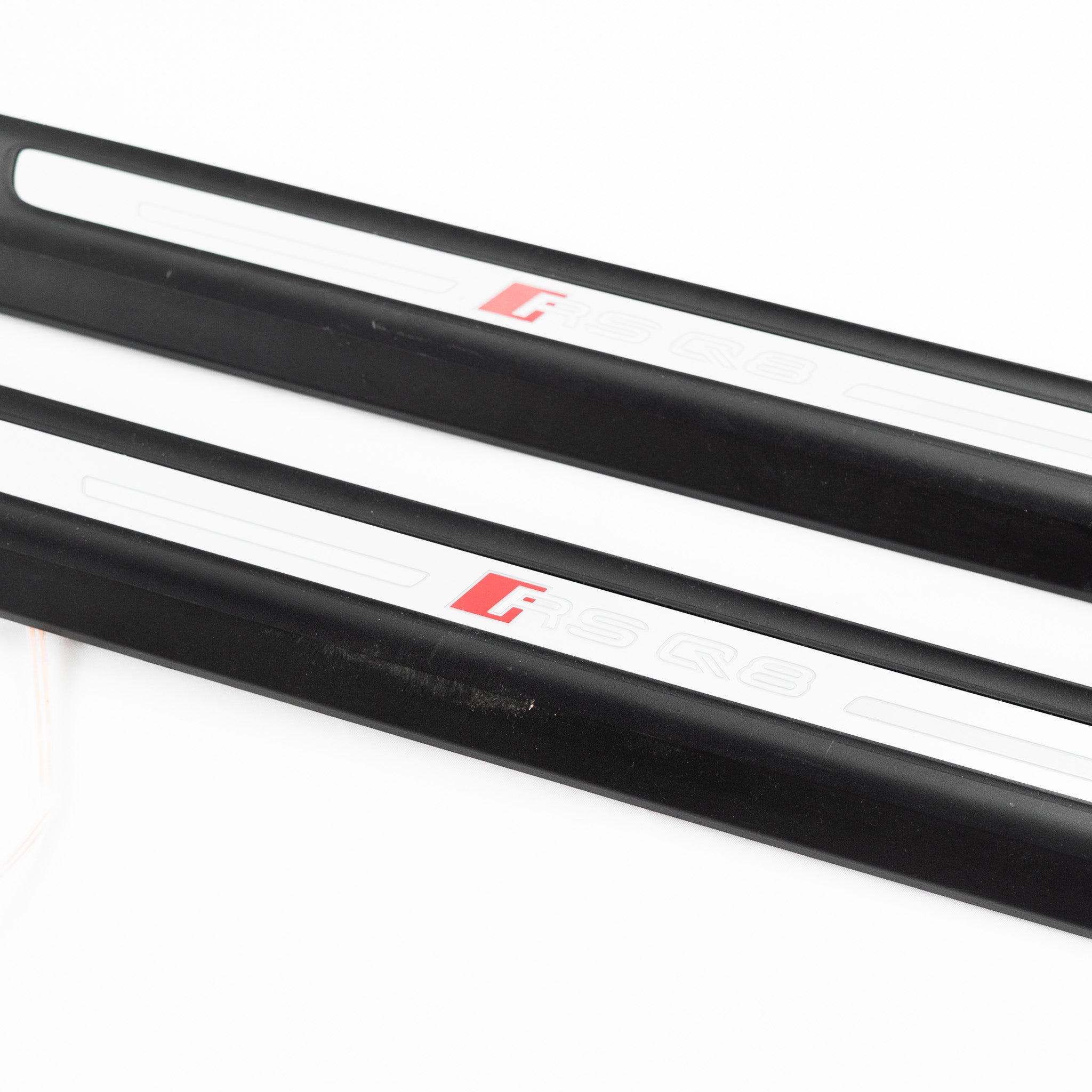 Original Audi RSQ8 Einstiegsleisten vorne | 4M8947405B/4M8947406B | Gebraucht